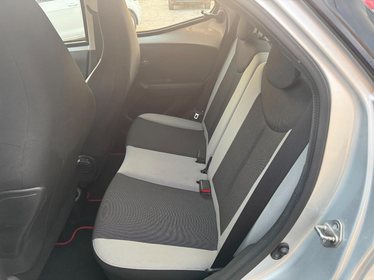 Toyota Aygo 1.0 BENZ 2017