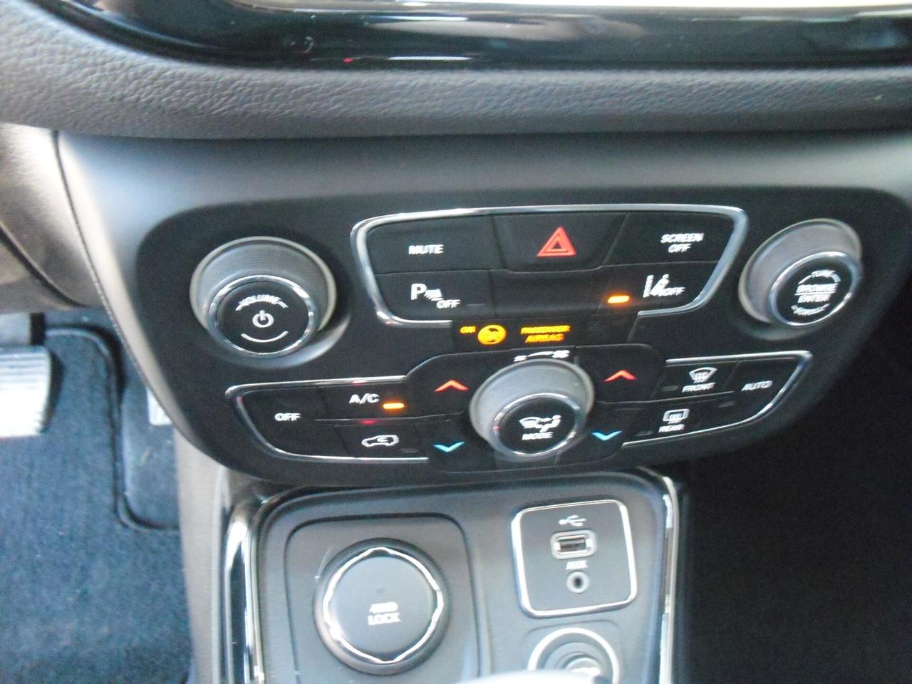 Jeep Compass 2.0 Multijet II aut. 4WD Limited, FULL OPTIONAL, PERFETTA, GANCIO TRAINO!
