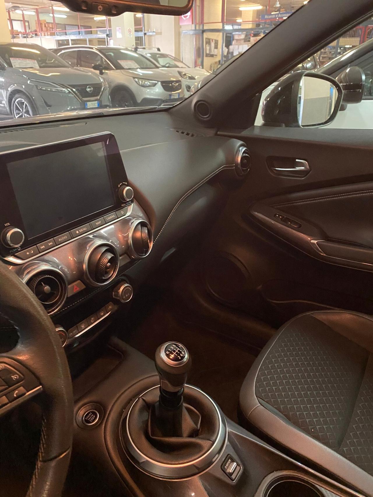 Nissan Juke 1.0 DIG-T 114 CV N-Connecta