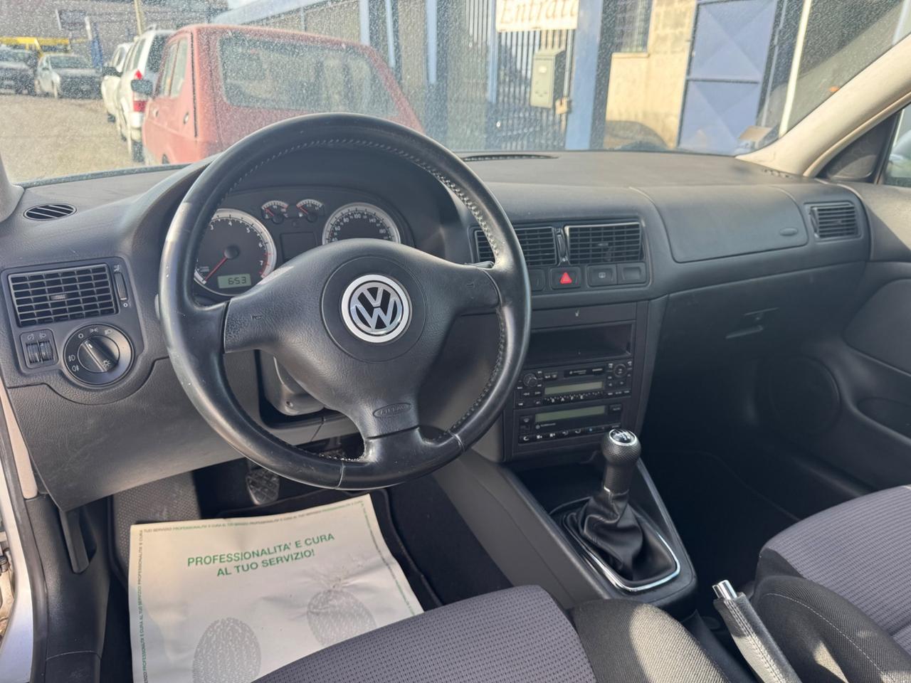 Volkswagen Golf IV 1.6 16V 5PT Highline EURO4