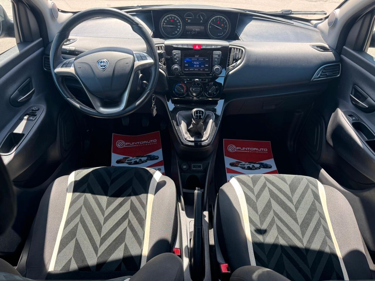 Lancia Ypsilon 1.2 69 CV 5 porte Gold