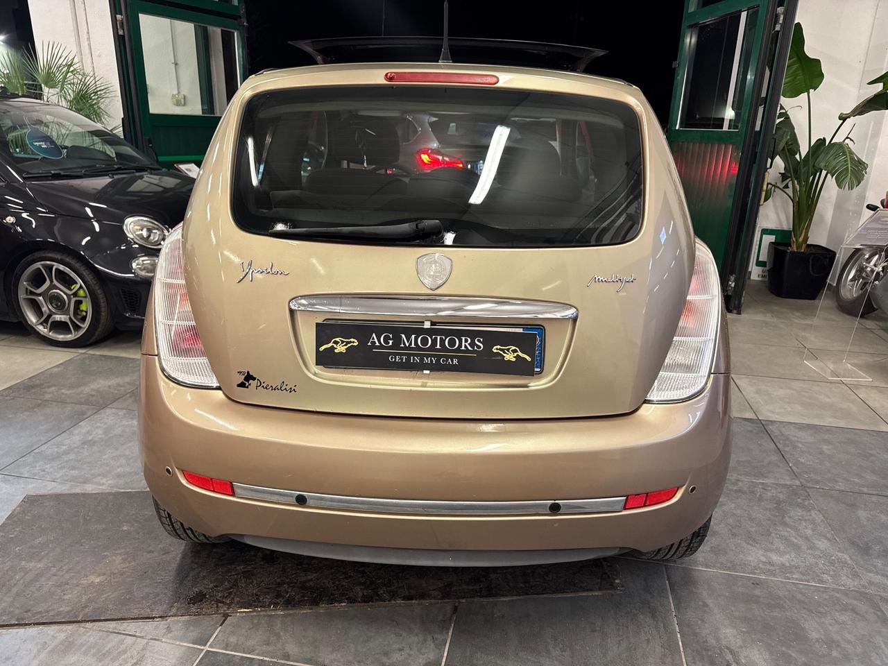 Lancia Ypsilon 1.3 MJT 90 CV diesel AUTOMATICA