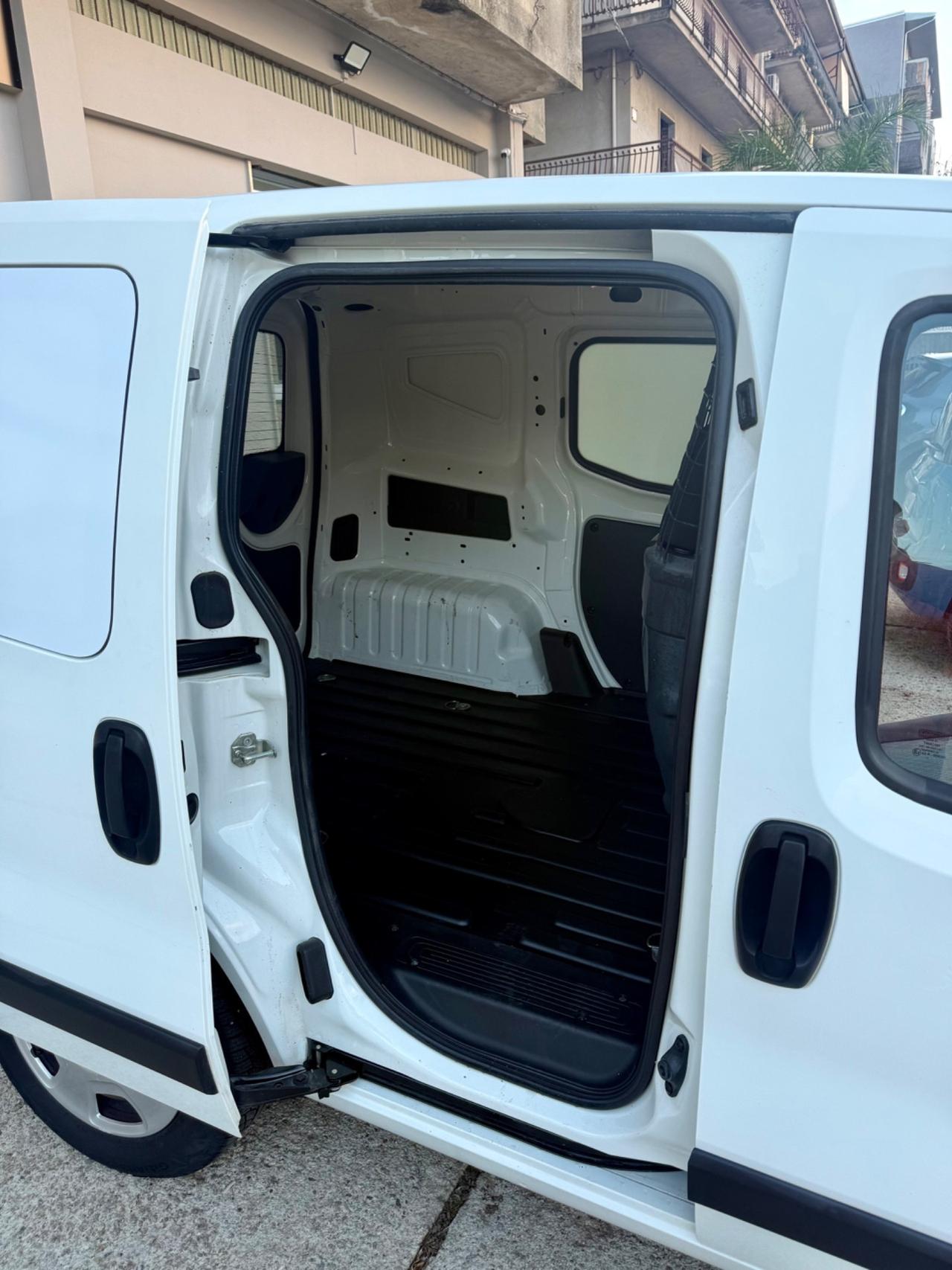 Fiat Fiorino 1.3 MJT 95CV Cargo SX
