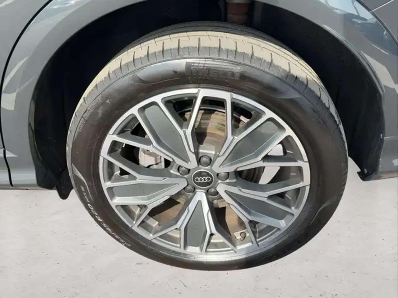 Audi Q5 40 2.0 tdi mhev S line tech Plus quattro s-tronic/Matrix