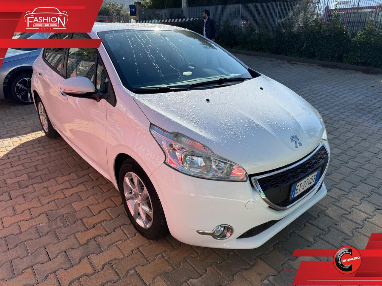 PEUGEOT 208 1.4 HDi 68 CV 5p. Business