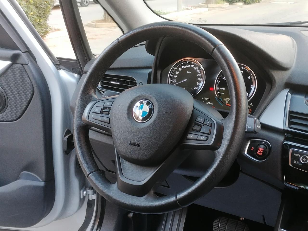 Bmw 216d Active Tourer Luxury *NAVI - 2016