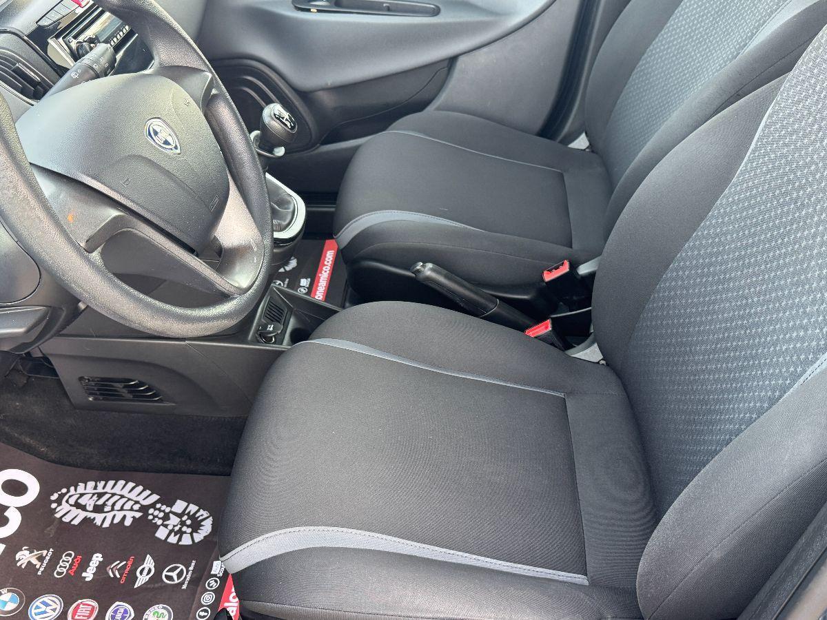 LANCIA Ypsilon 1.2 69 CV 5p. Gold