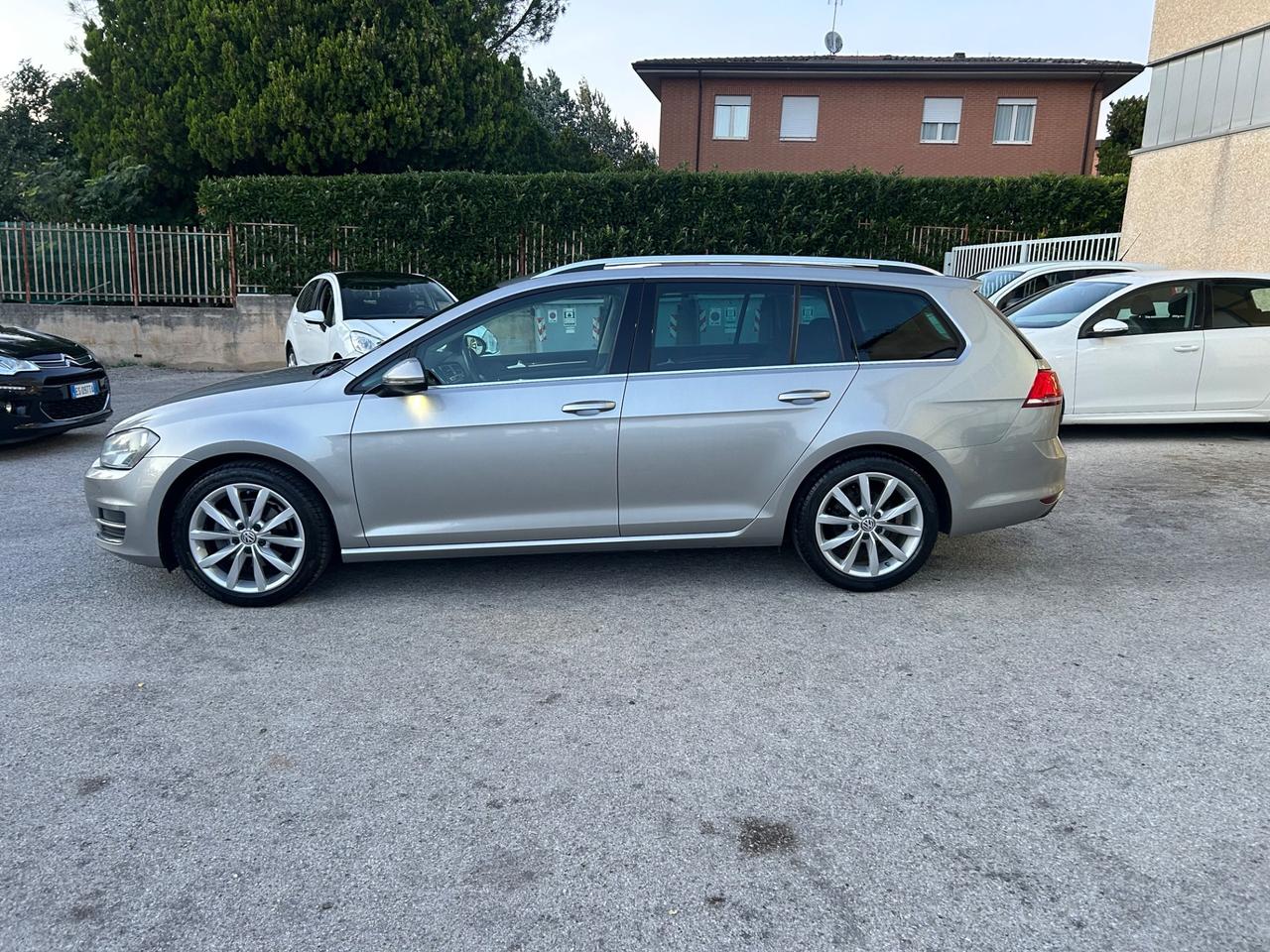 Volkswagen Golf Variant 1.6 TDI 110 CV DSG