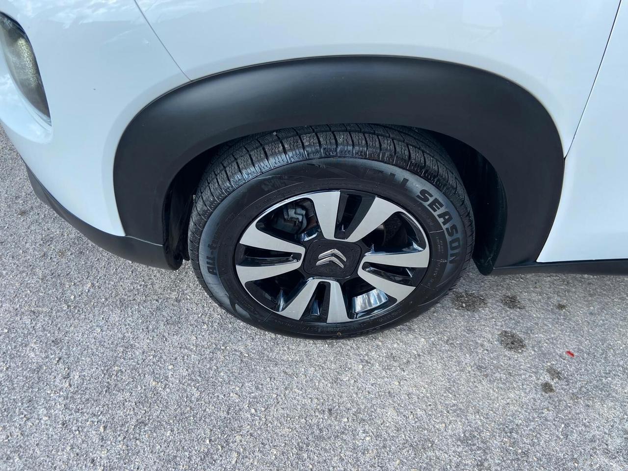 Citroen C3 100CV Shine AUTOCARRO 5POSTI