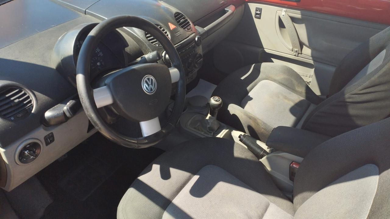 Volkswagen New Beetle 1.8 T 20V