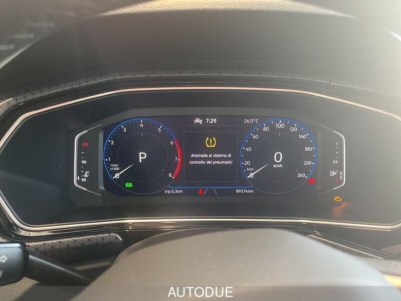 Volkswagen T-Cross 1.0 TSI ADVANCED 110CV DSG