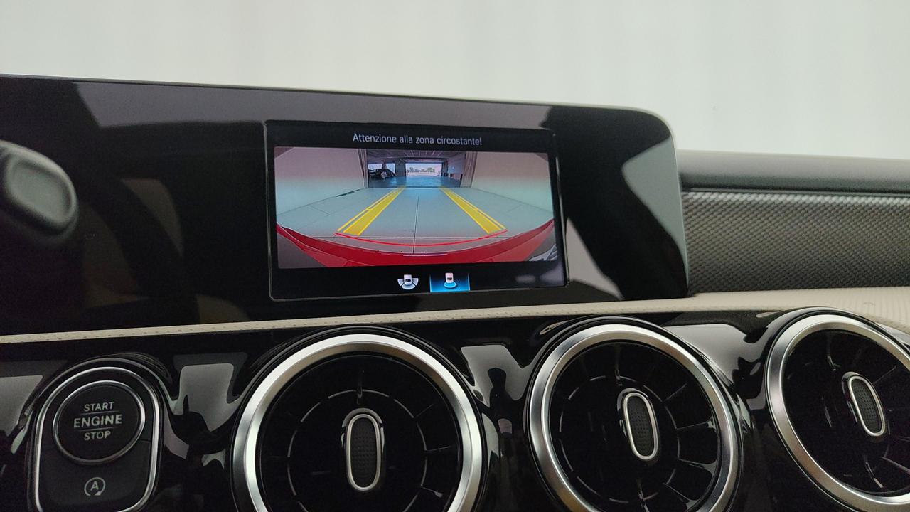 Mercedes-Benz Classe A - W177 2018 - A 200 Sport auto