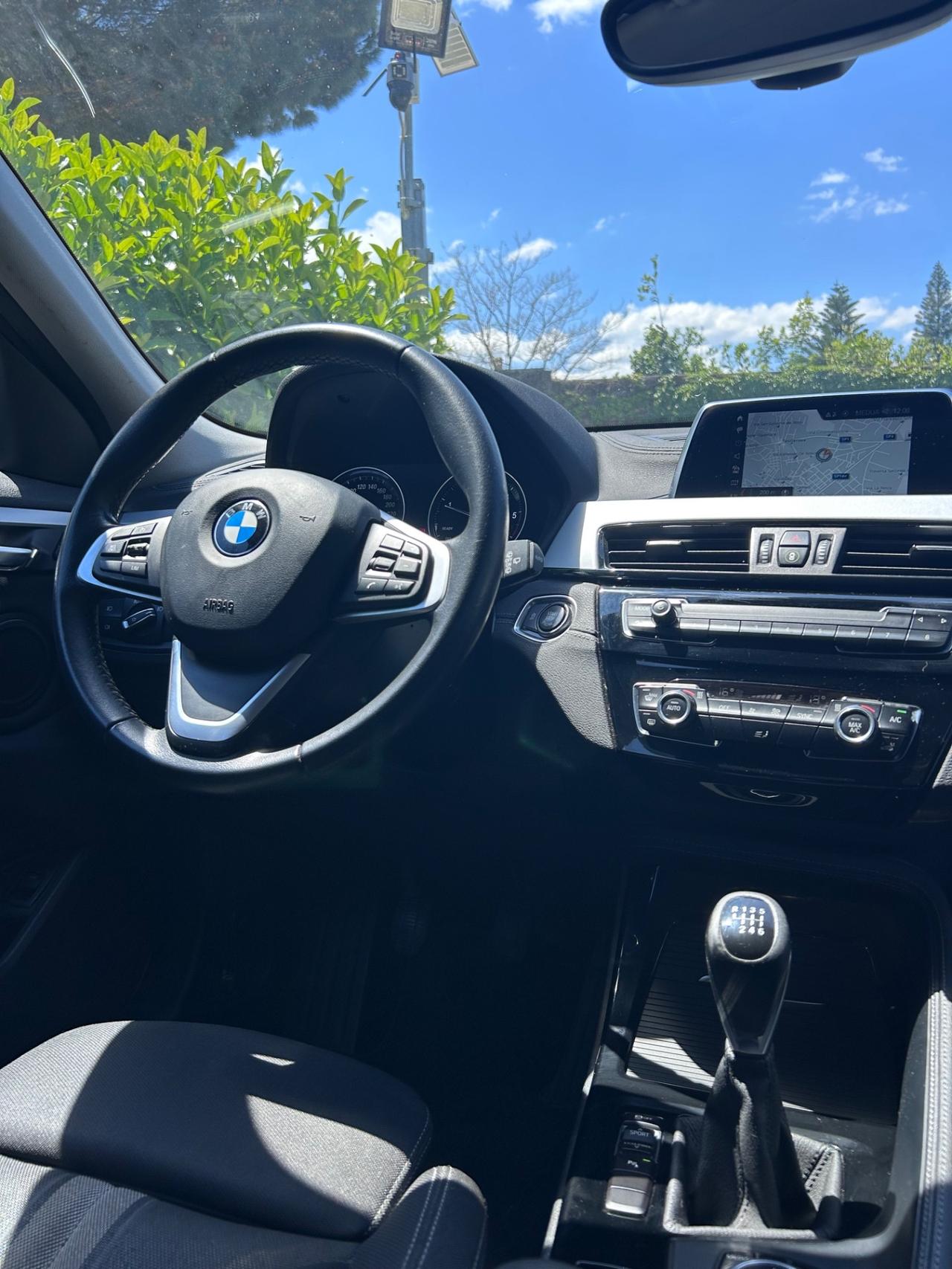 Bmw X2 sDrive18d Business-X