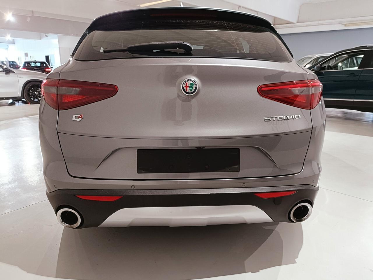 Alfa Romeo Stelvio 2.2 Turbodiesel 190 CV AT8 Q4