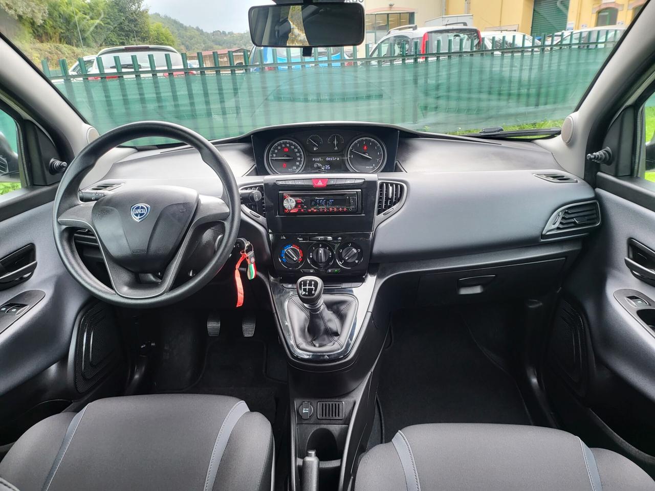 Lancia Ypsilon 1.2 69 CV 5 porte UNICO PROPRIETARIO OK NEOP.