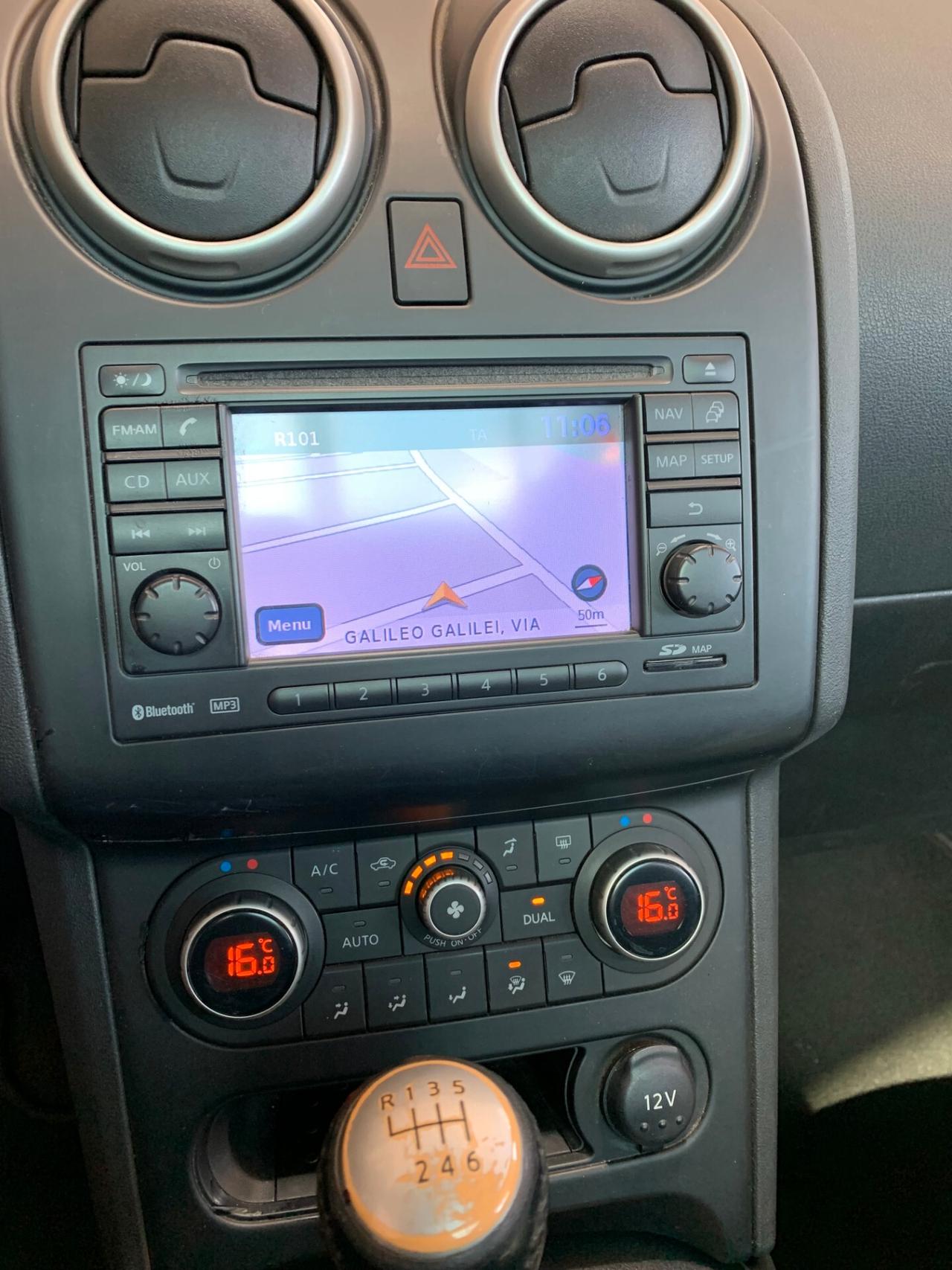 Nissan Qashqai Qashqai+2 2.0 dCi DPF Tekna 4X4 7 POSTI