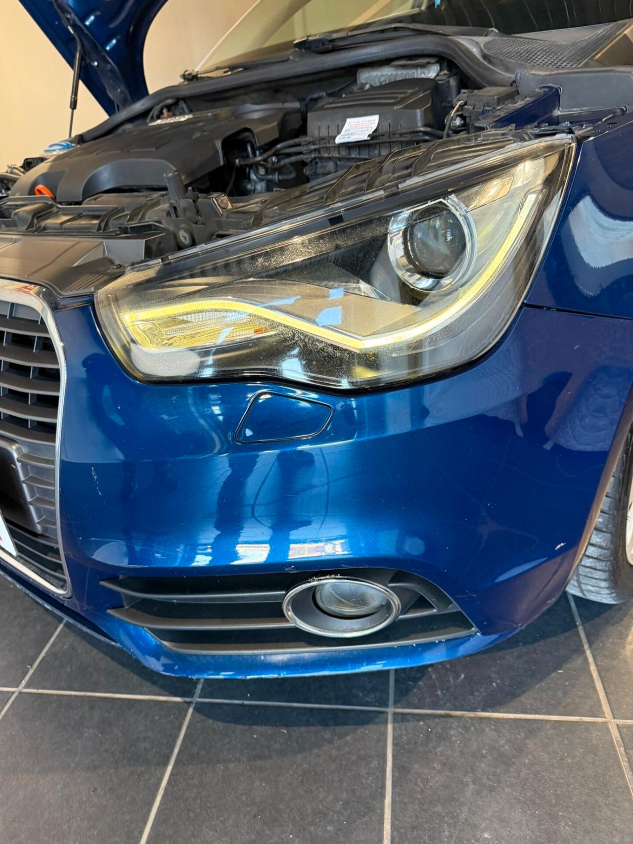 Audi A1 1.6 TDI 105 Cv GARANZIA - NEOPATENTATI