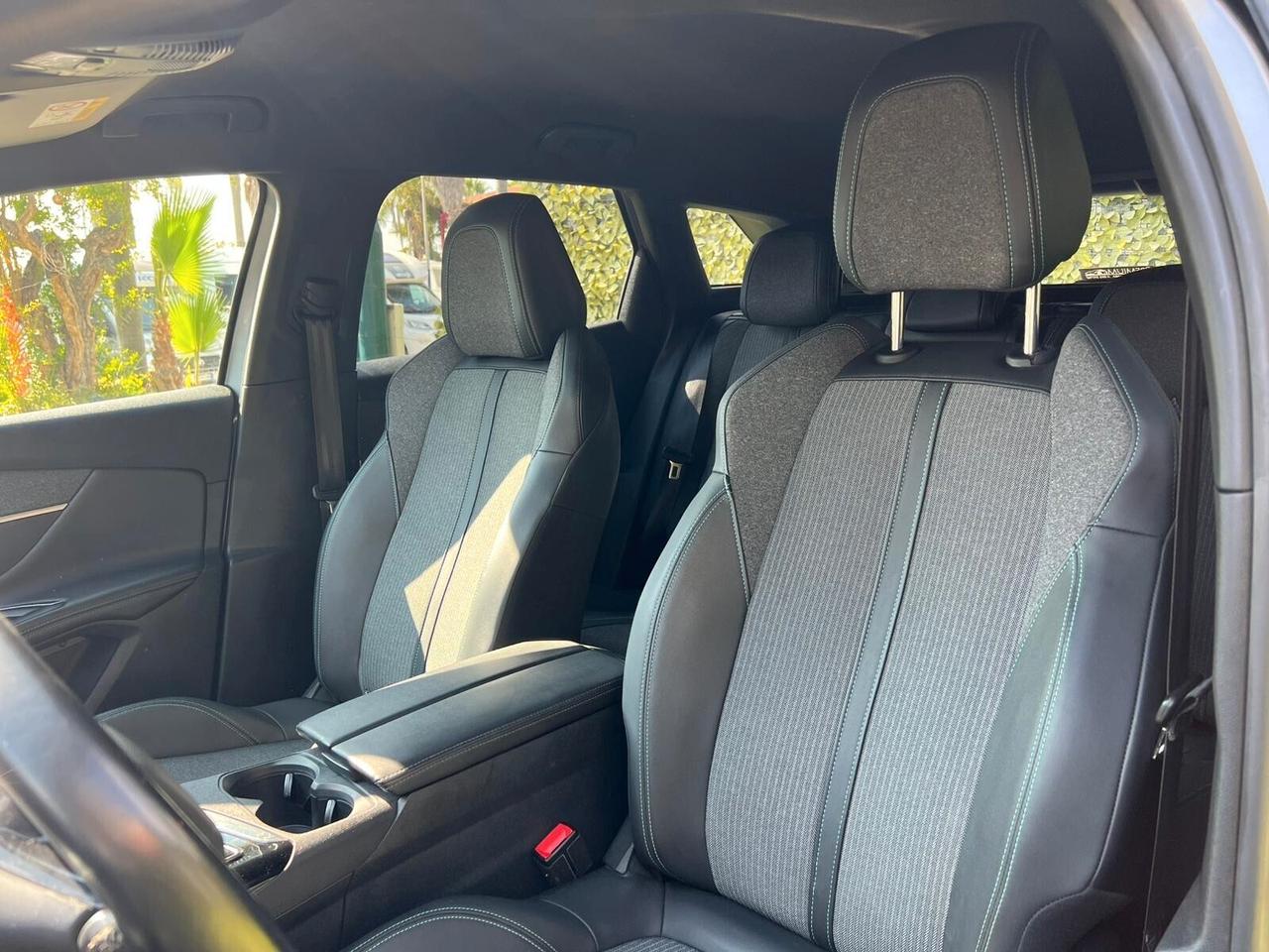 Peugeot 3008 BlueHDi 130 S&S EAT8 Allure Pack