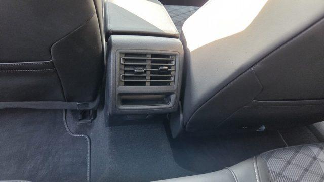 VOLKSWAGEN Golf 2.0 TDI 150 CV DSG SCR R-Line Plus PERMUTE