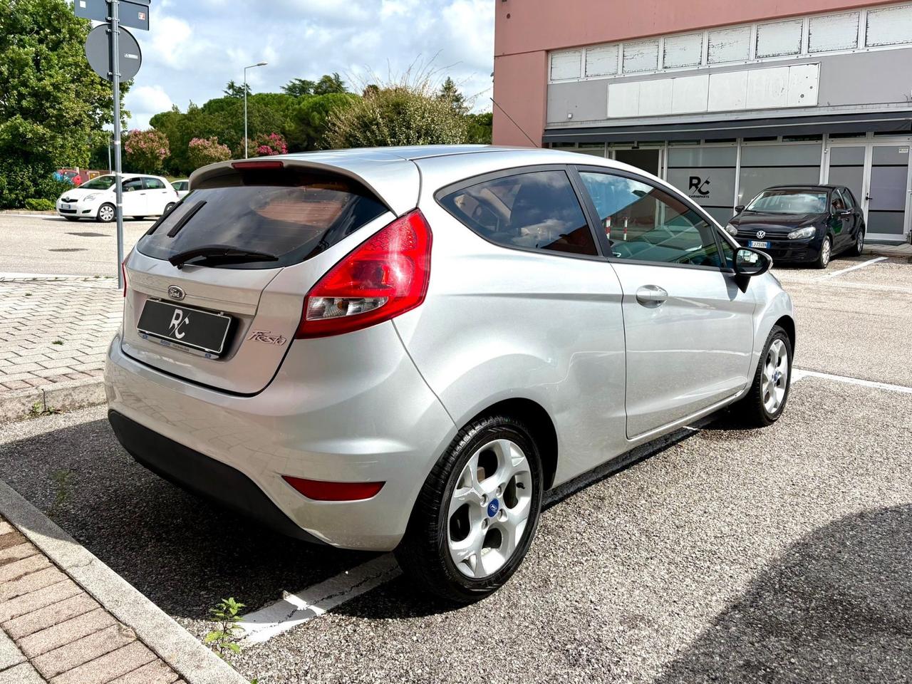 Ford Fiesta 1.2 Neopatentati