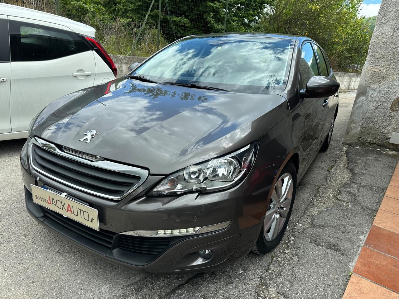 Peugeot 308 BlueHDi 120 S&S SW Business