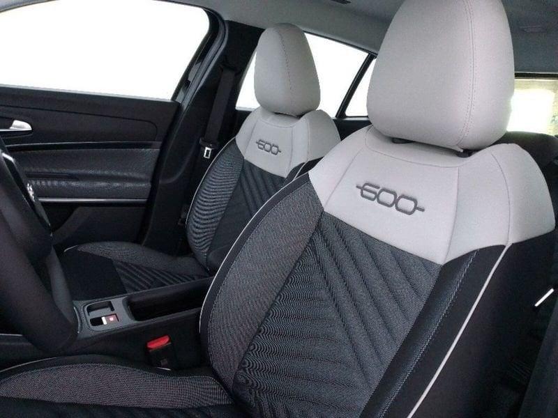 FIAT 600 1.2 hybrid Icon 145cv auto