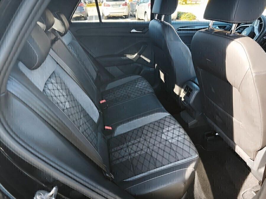Volkswagen T-Roc 1.0 TSI R-Line