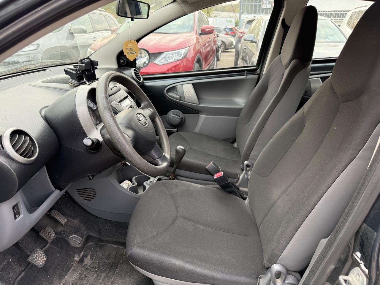 Toyota Aygo 1.0 12V VVT-i 5 porte Now
