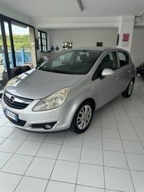 Opel Corsa 1.2 5 porte Easytronic Cosmo