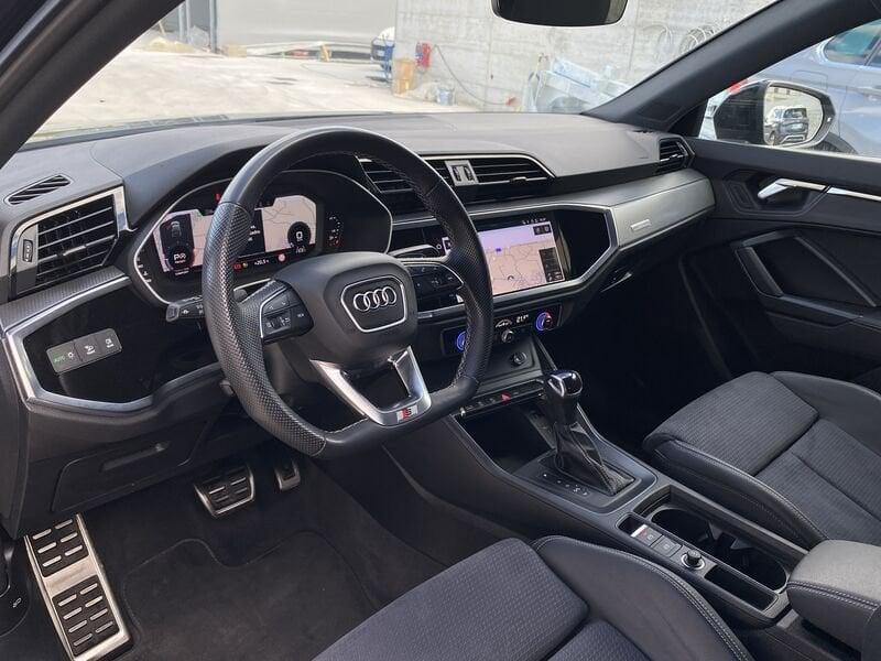 Audi Q3 SPB S Line interno ed esterno 2.0 TDI 150CV S-Tronic 35