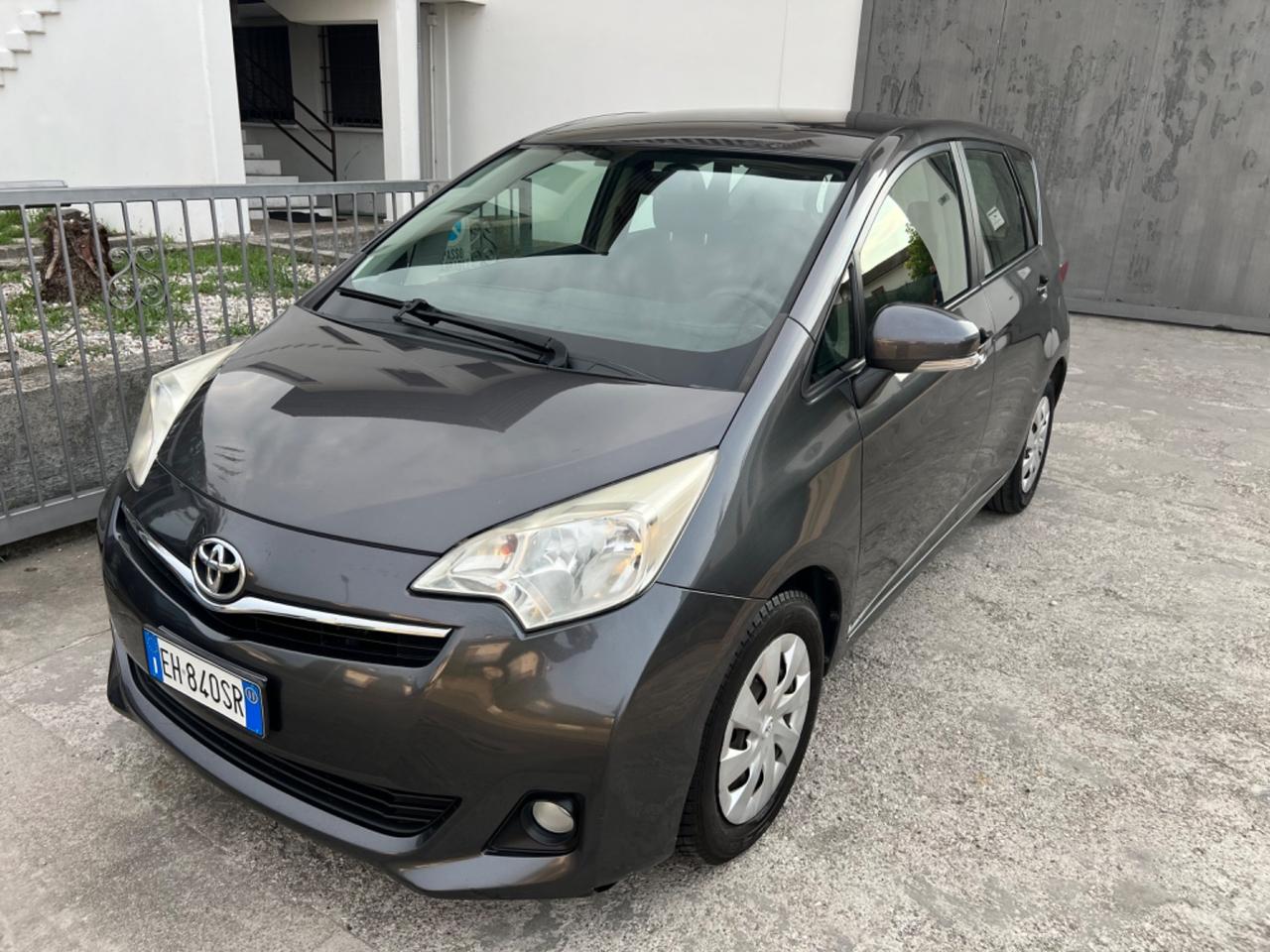 Toyota Verso-S 1.4 Diesel Euro 5 Bassi Consumi Neopatentati