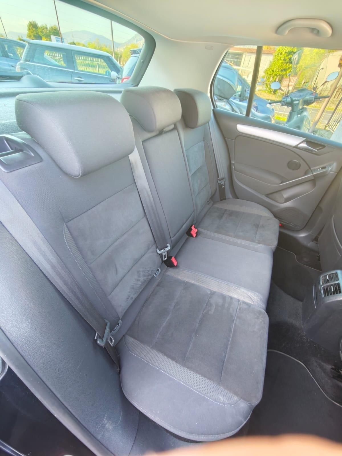 Volkswagen Golf 2.0 TDI 5p. Highline BlueMotion Technology