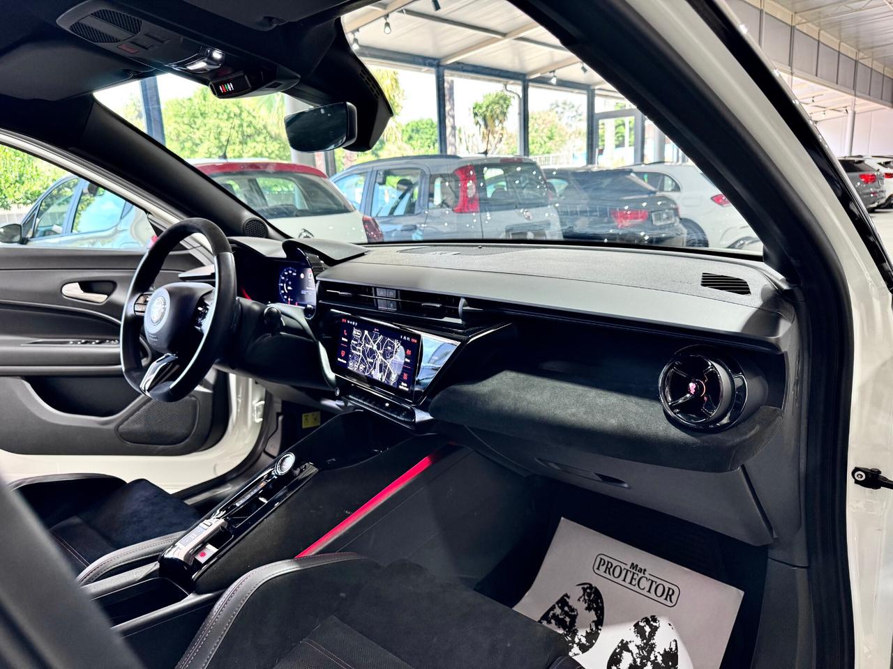 Alfa Romeo Junior 1.2 136 CV Hybrid eDCT6 Speciale