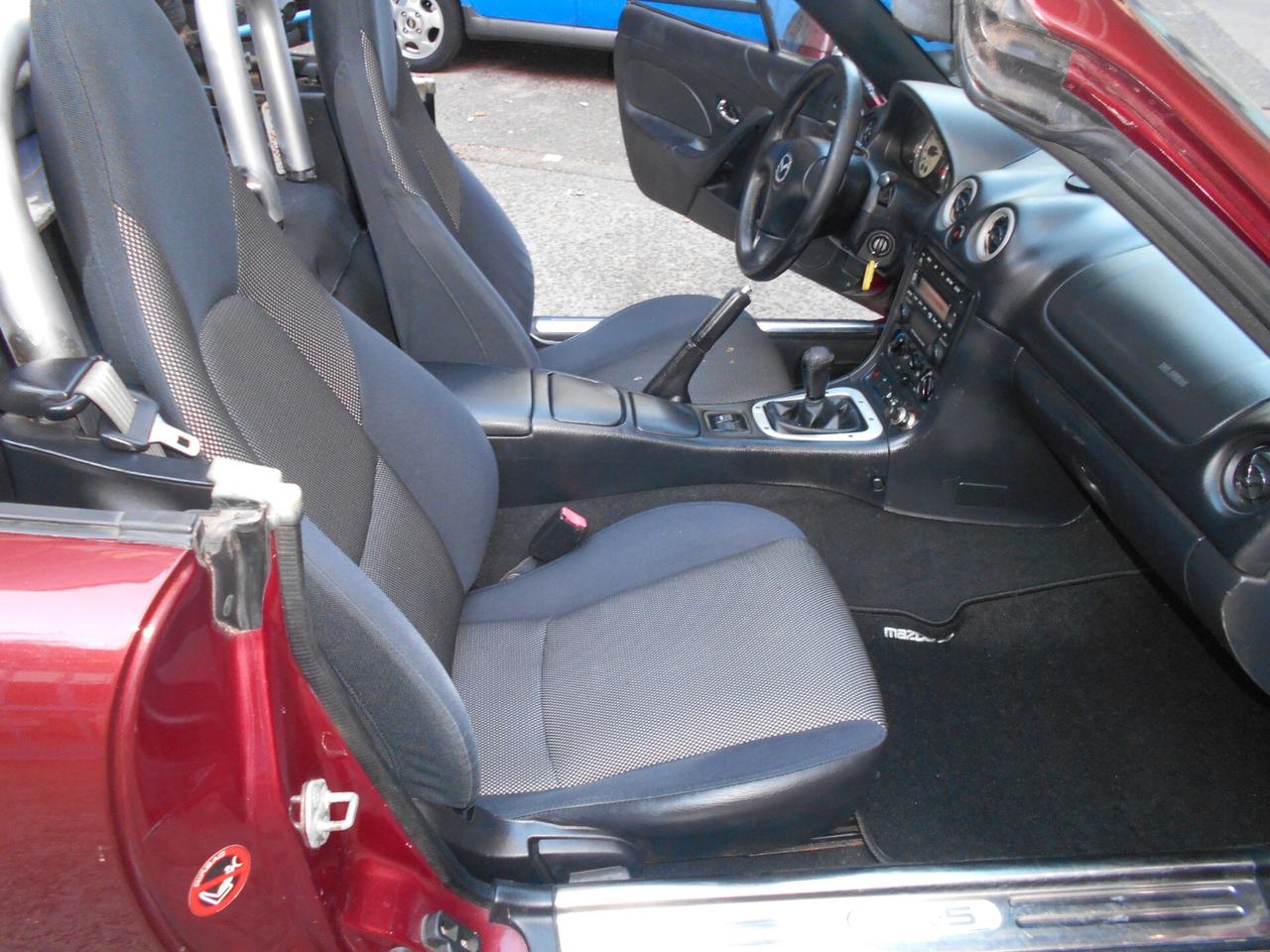 Mazda MX-5 1.6i 16V cat Roma