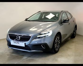 VOLVO V40 II - V40 Cross Country 2.0 d3 Momentum geartronic my17