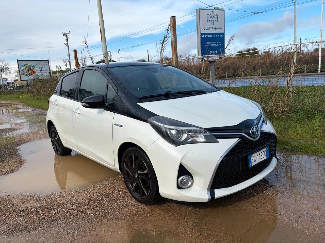 TOYOTA YARIS HYBRID 1.5 ANNO 2017 94.000 KM GARANTITA