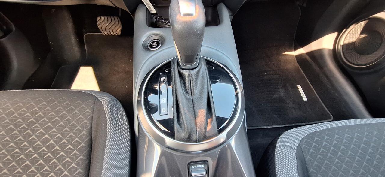 Nissan Juke 1.0 DIG-T 114 CV DCT N-Connecta