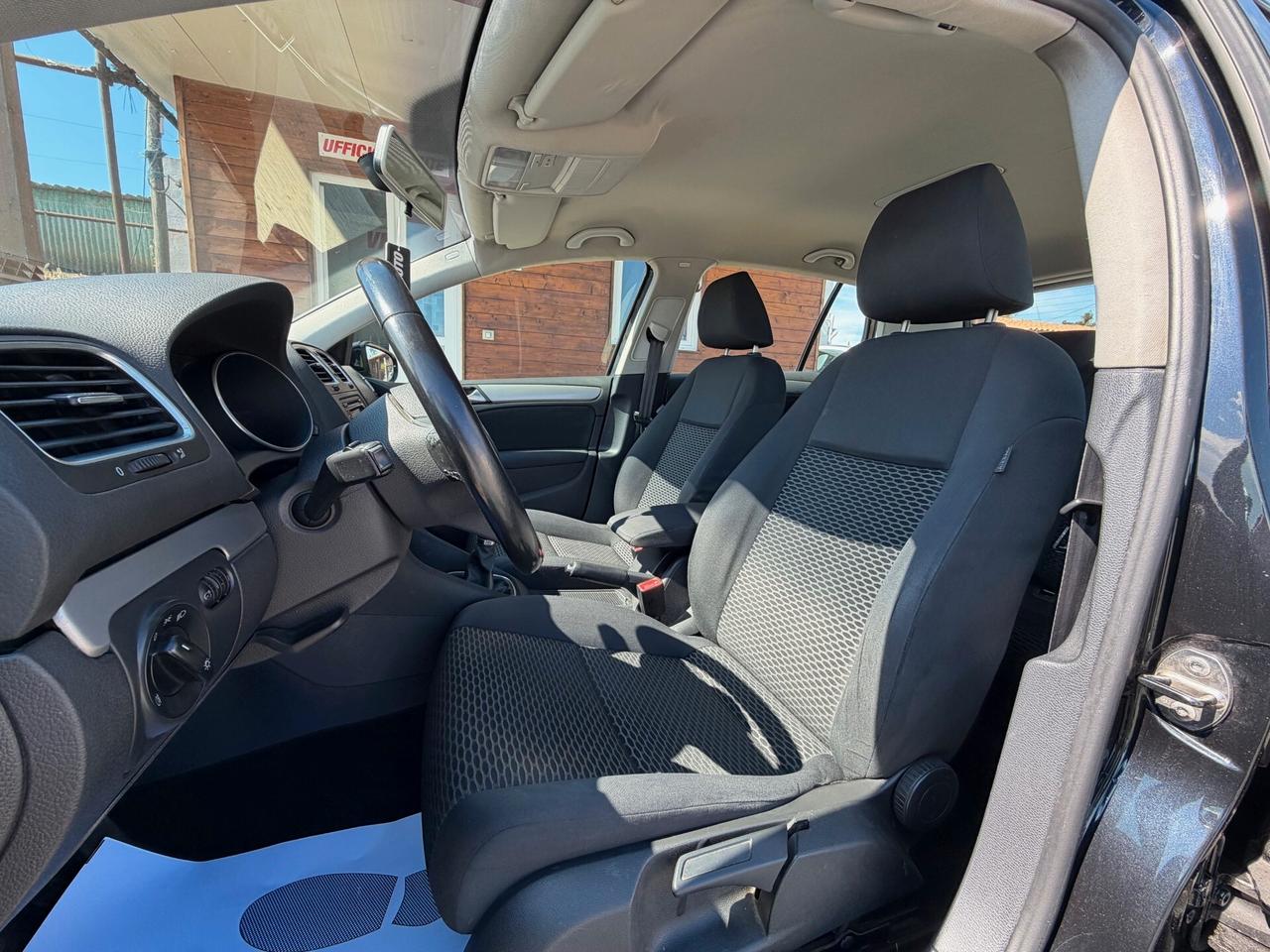 VOLKSWAGEN Golf 6 1.6 TDI 5 porte