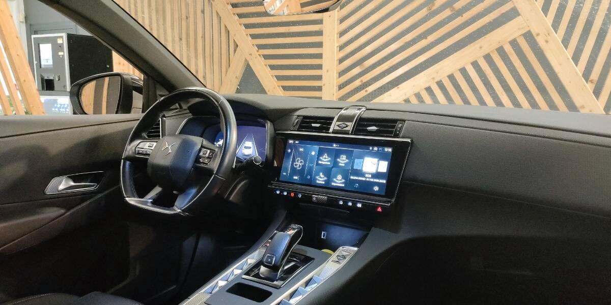 DS DS 7 1.5 bluehdi Bast.Busin.130cv auto