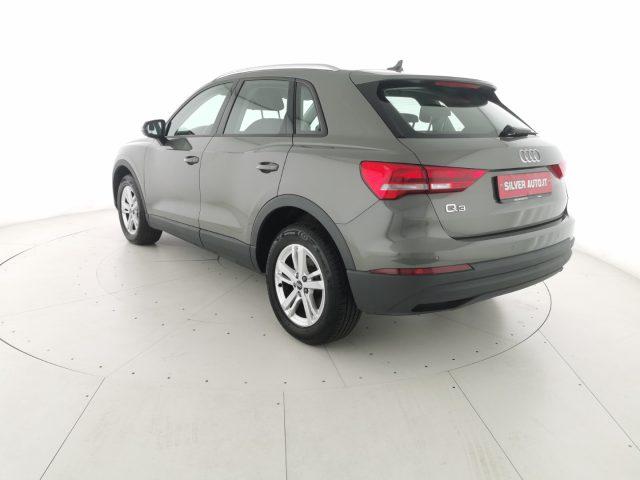 AUDI Q3 35 TDI S tronic Business