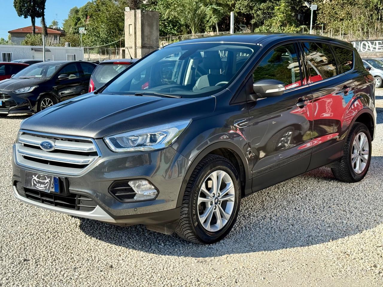 Ford Kuga 1.5 TDCI 120 CV S&S 2WD Powershift Edition