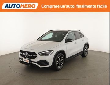MERCEDES-BENZ GLA 200 Automatic 4Matic Premium