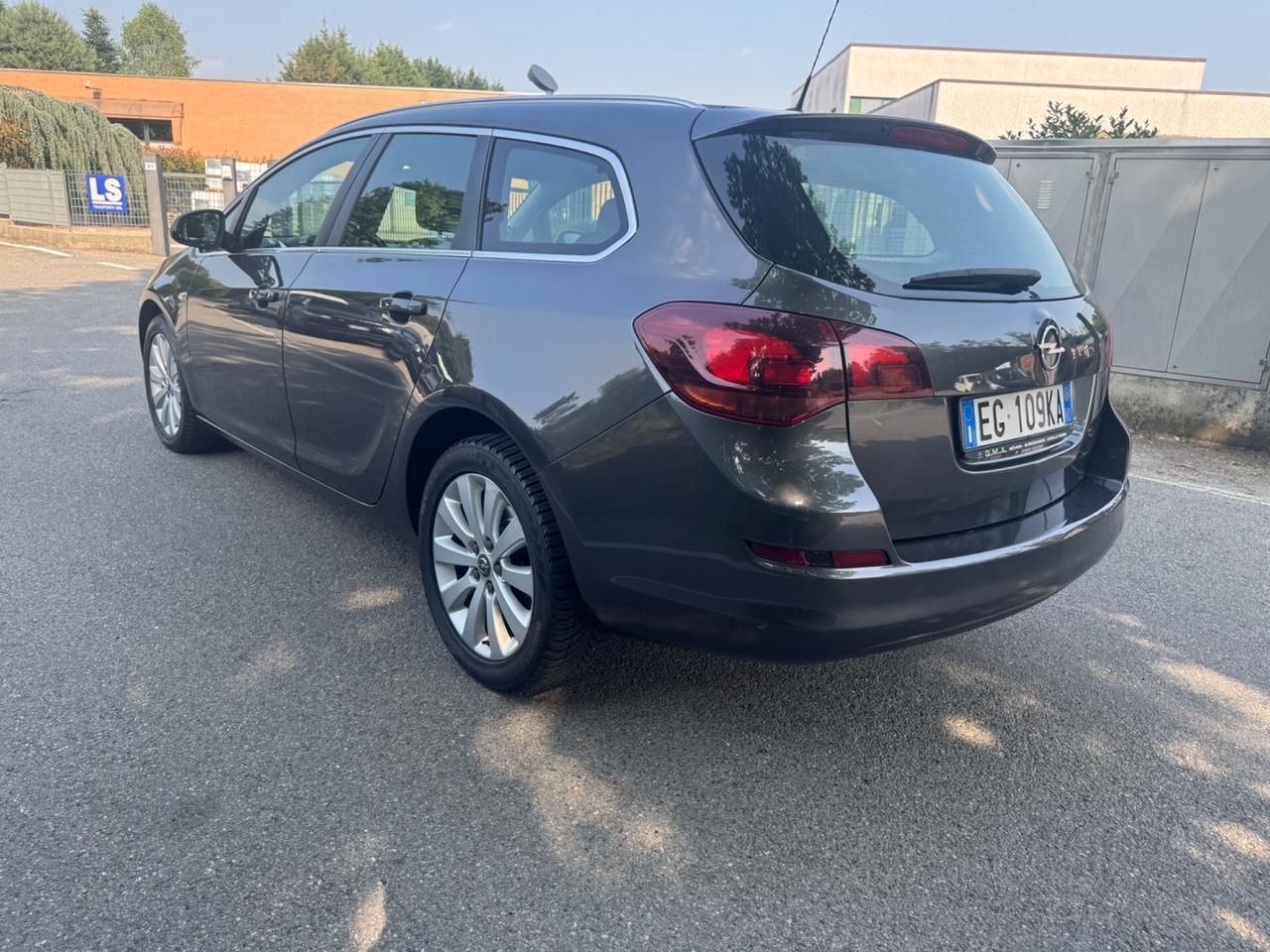 Opel Astra 1.7 CDTI 110CV Sports Tourer Cosmo