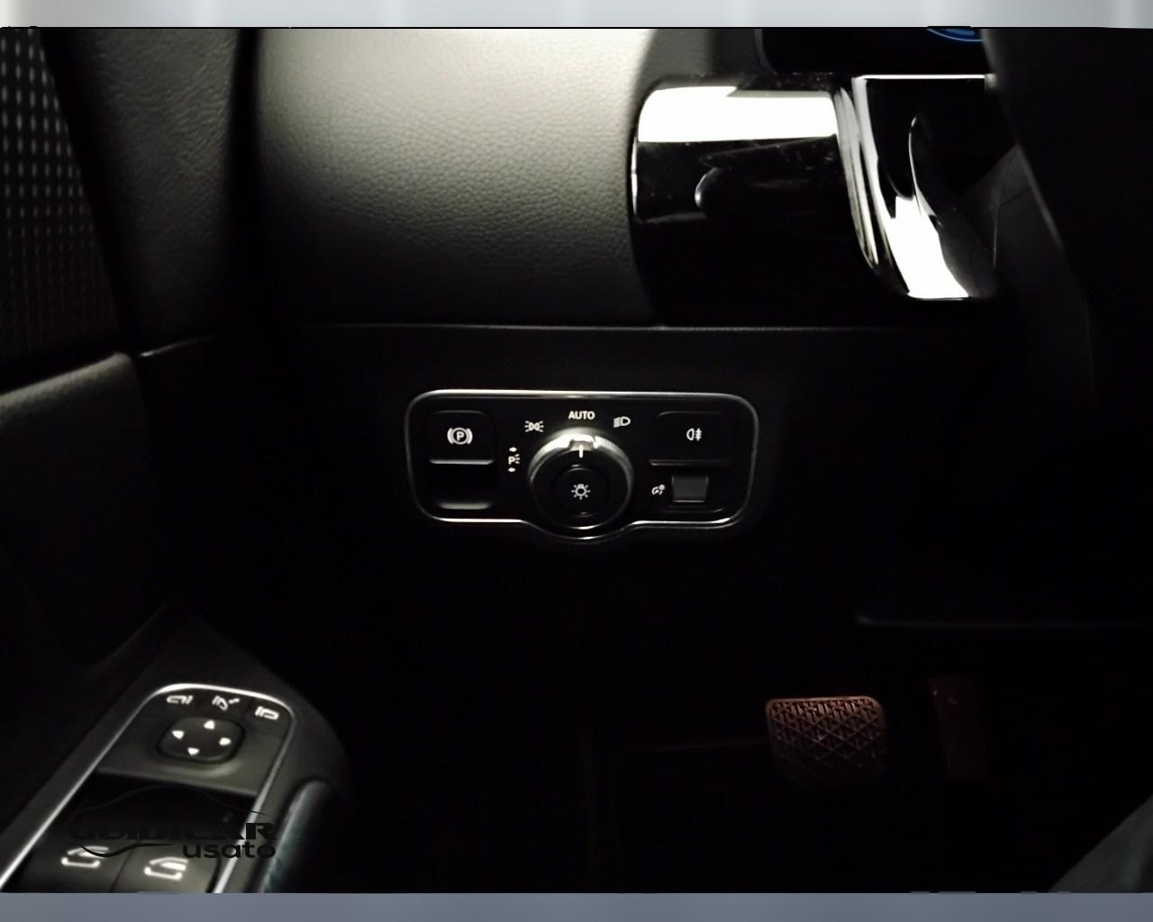 Mercedes-Benz GLA-H247 2020 - GLA 200 d Sport Plus auto