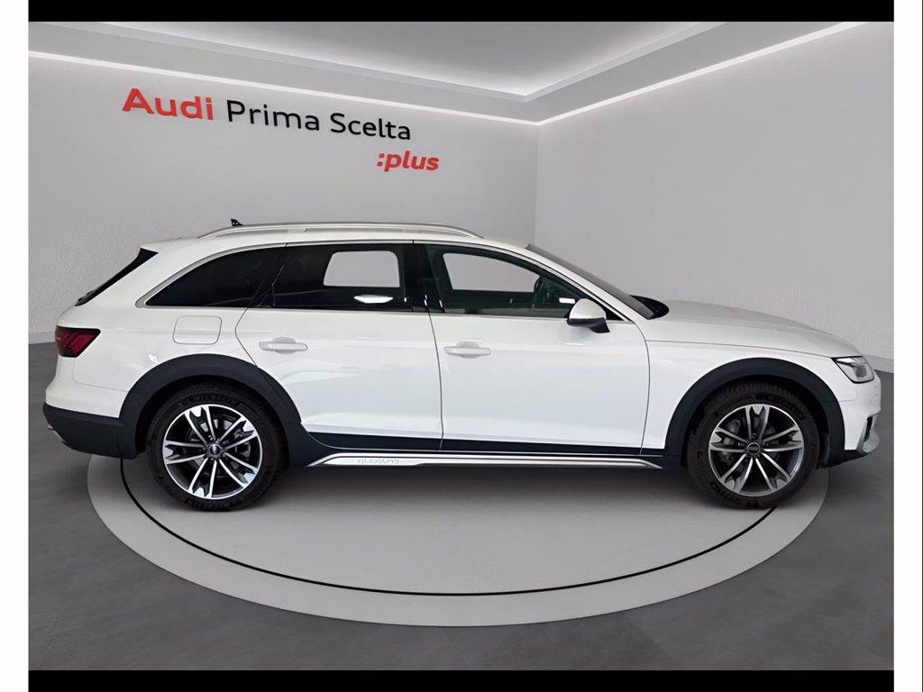 AUDI A4 allroad 40 2.0 tdi mhev identity contrast quattro 204cv s-tronic del 2024