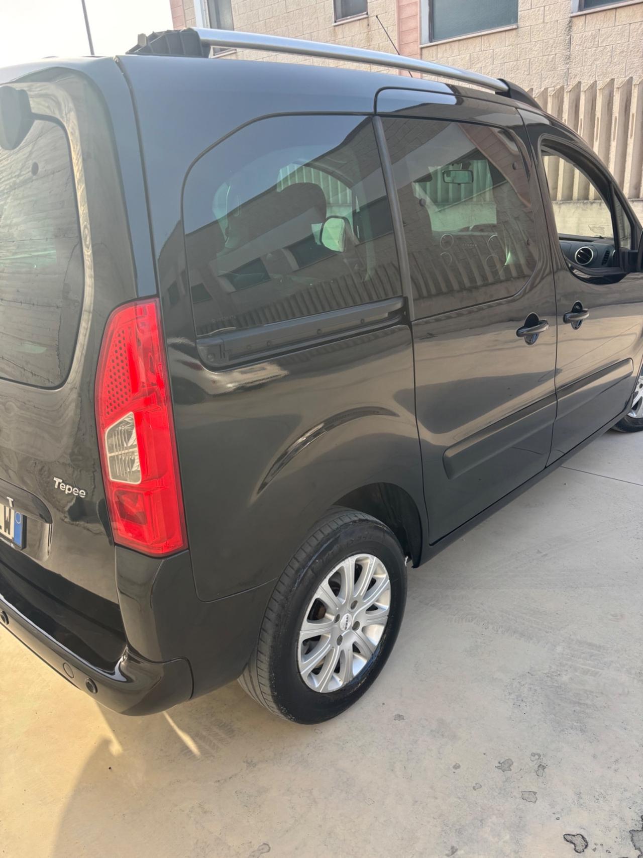 Peugeot Partner Tepee 1.6 HDi 115CV Outdoor