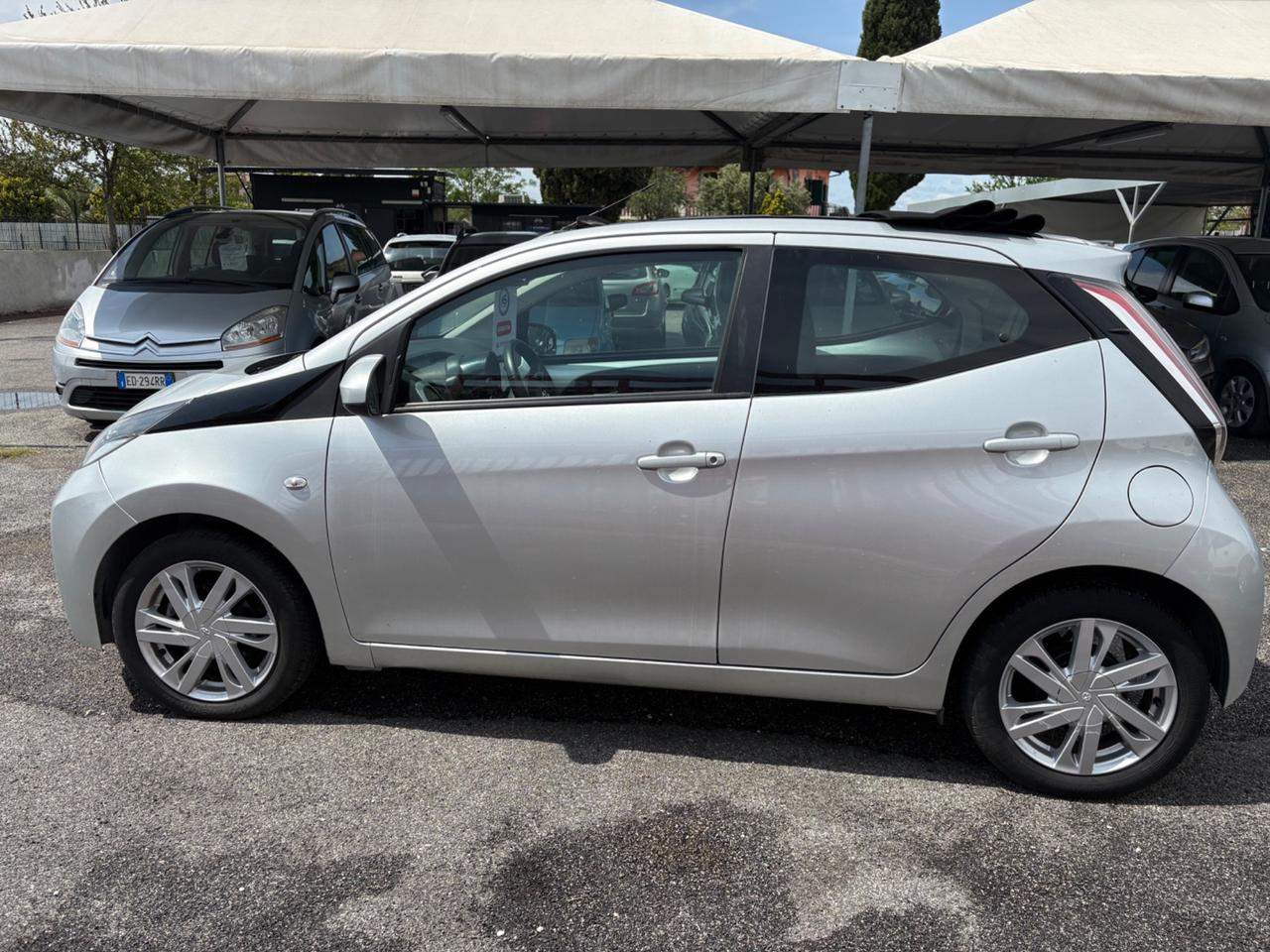 TOYOTA AYGO 2016 CABRIO