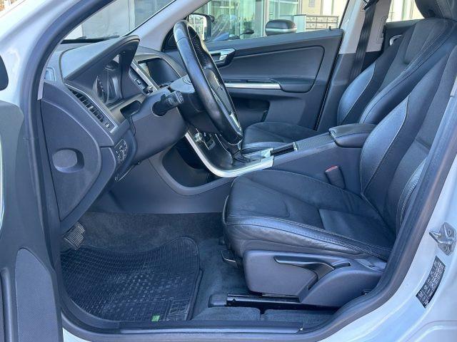 VOLVO XC60 D4 AWD Geartronic