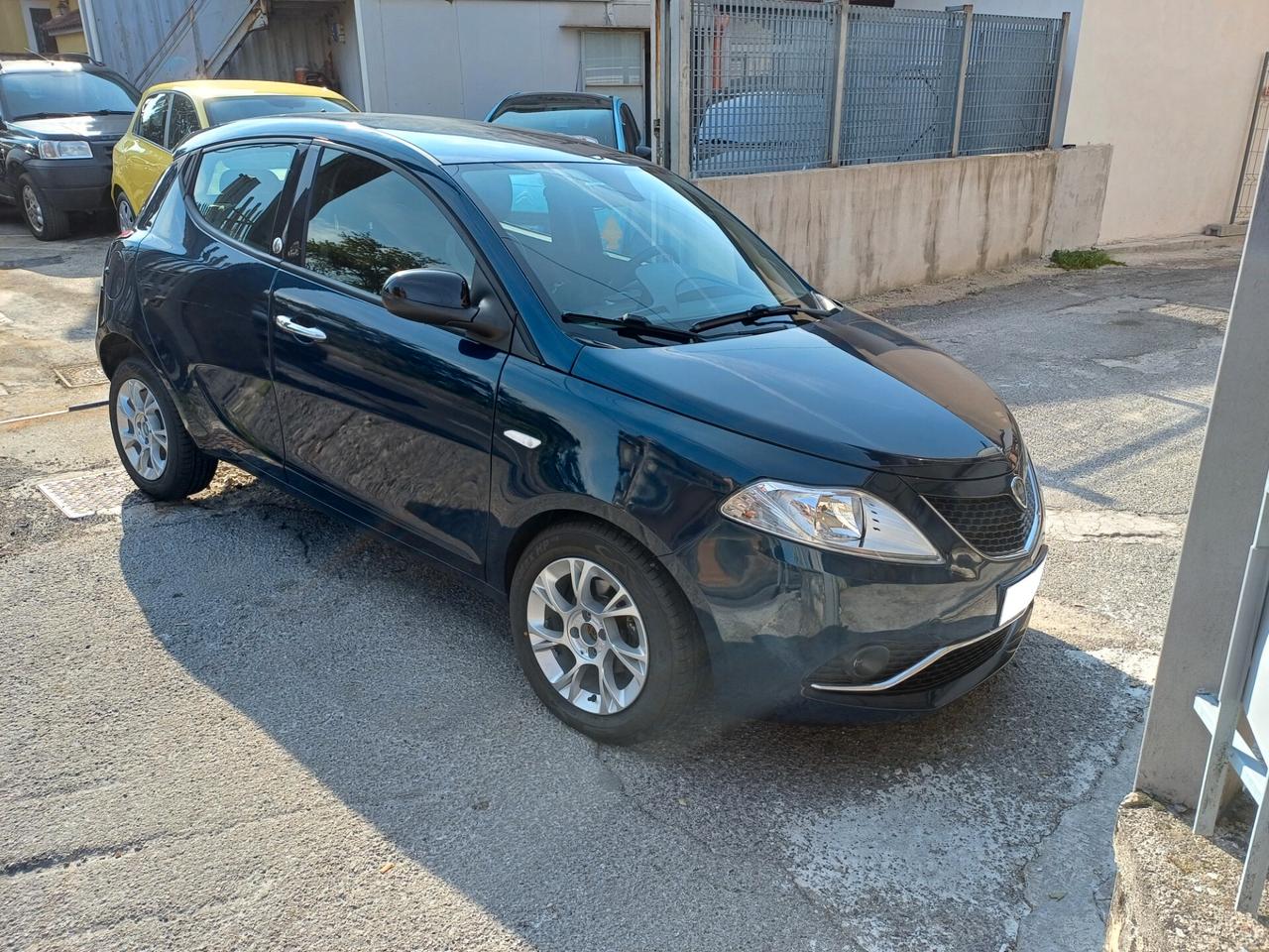 Lancia Ypsilon Lancia Ypsilon Ecochic