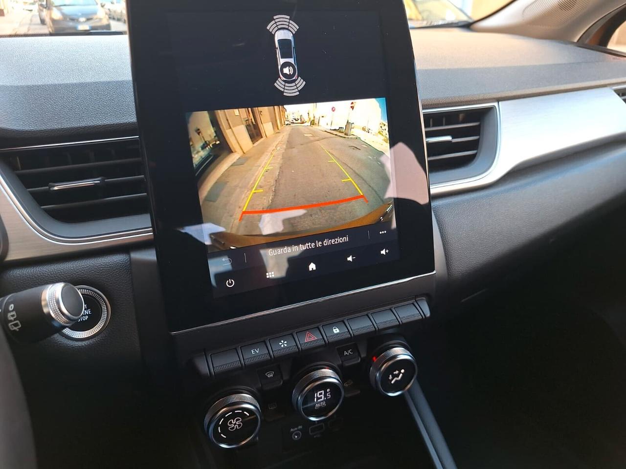 Renault Captur Plug-in Hybrid E-Tech 160 CV Initiale Paris